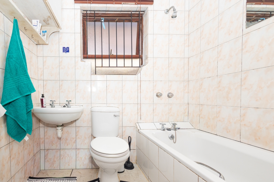 2 Bedroom Property for Sale in Highbury Park Western Cape